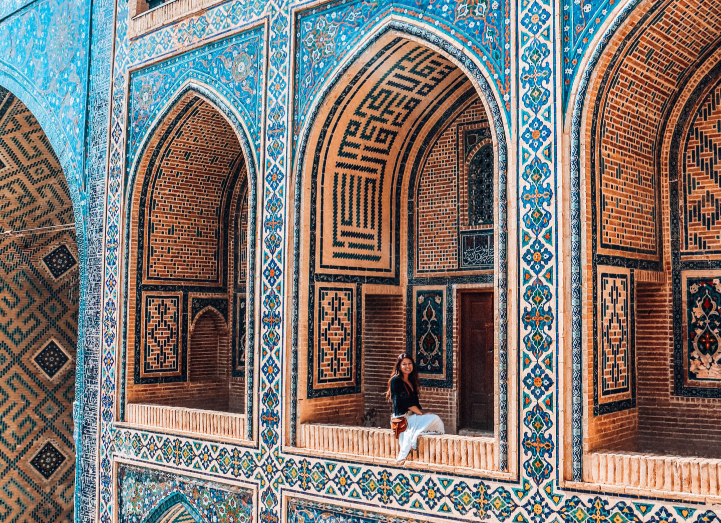 Aussie Adventures: The Ultimate Guide to Exploring Uzbekistan - Introduction